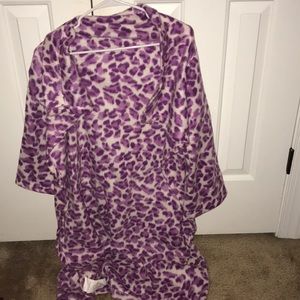CHEETAH PRINT SNUGGIE!!!!!